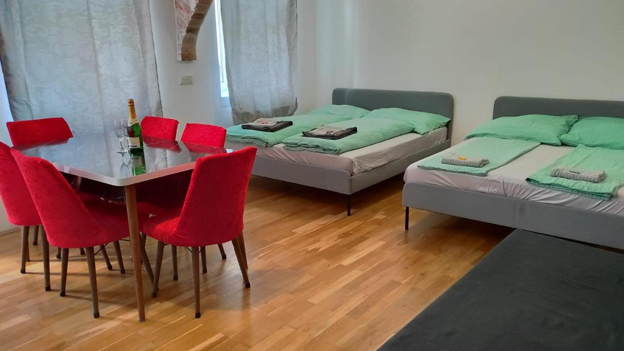 Cozynite Premium Apartment Stadthalle Vienna Luaran gambar