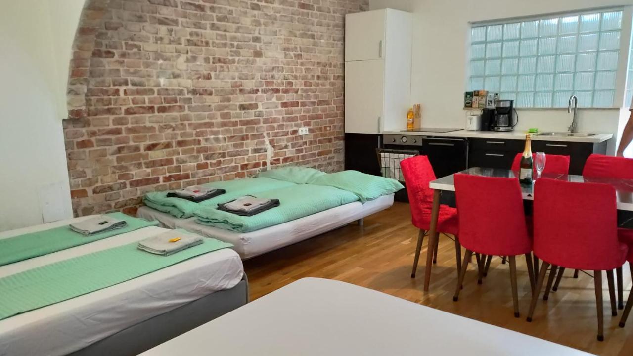 Cozynite Premium Apartment Stadthalle Vienna Luaran gambar
